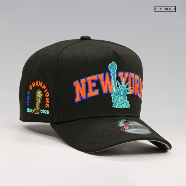 NEW YORK KNICKS WORDMARK LIBERTY 2025-2026 NBA CHAMPS NEW ERA