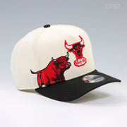 CHICAGO BULLS RAGING BULL OFF WHITE NBA HARDWOOD CLASSICS 9FIFTY A-FRAME NEW ERA SNAPBACK