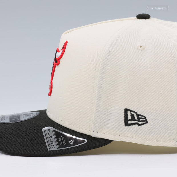 CHICAGO BULLS RAGING BULL OFF WHITE NBA HARDWOOD CLASSICS 9FIFTY A-FRAME NEW ERA SNAPBACK