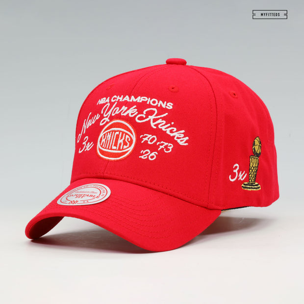 NEW YORK KNICKS 3X NBA FINALS CHAMPIONS SCRIPT LOW PRO RED
