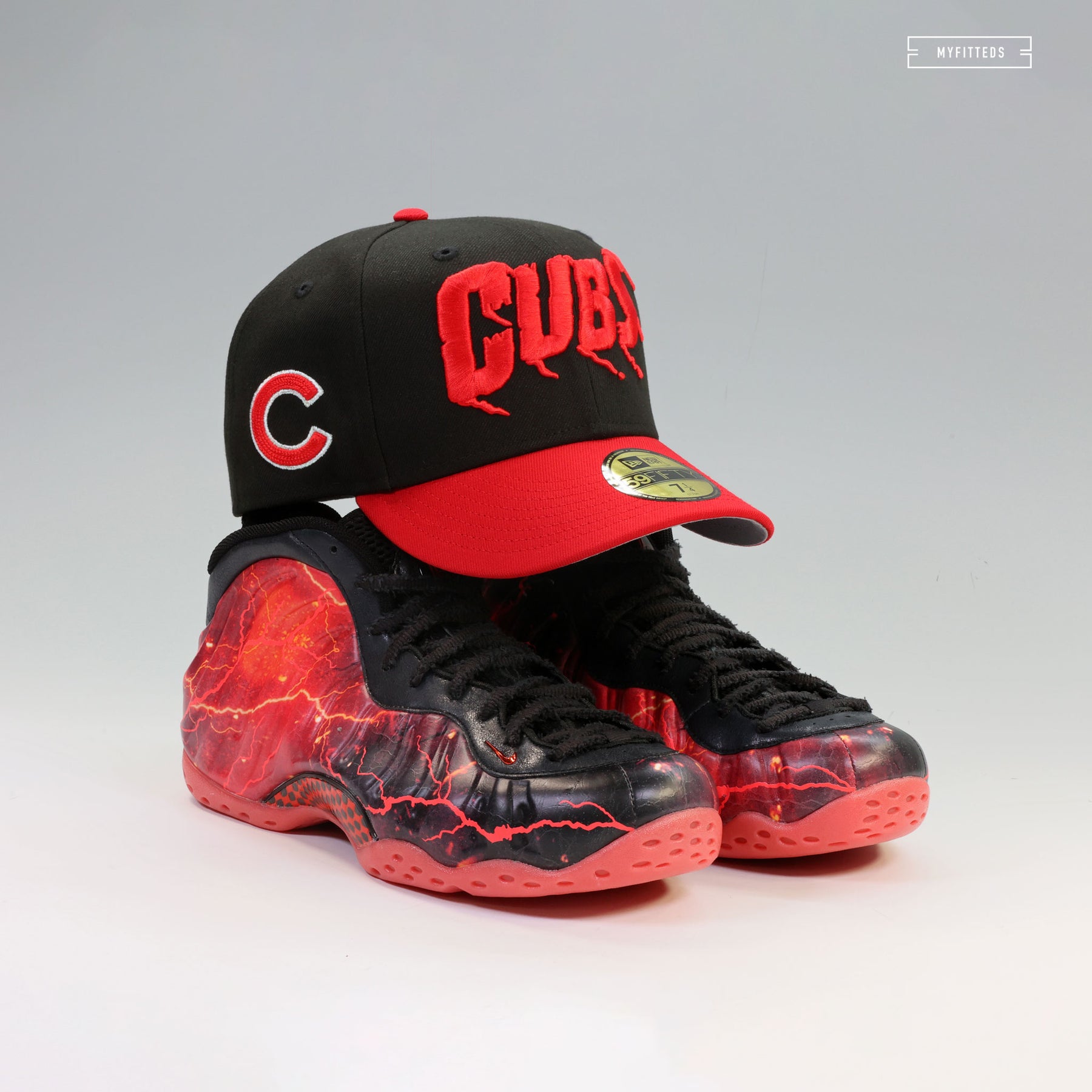 CHICAGO CUBS THE THRILLER BLOODY CUB CHAIN STITCHED JET BLACK