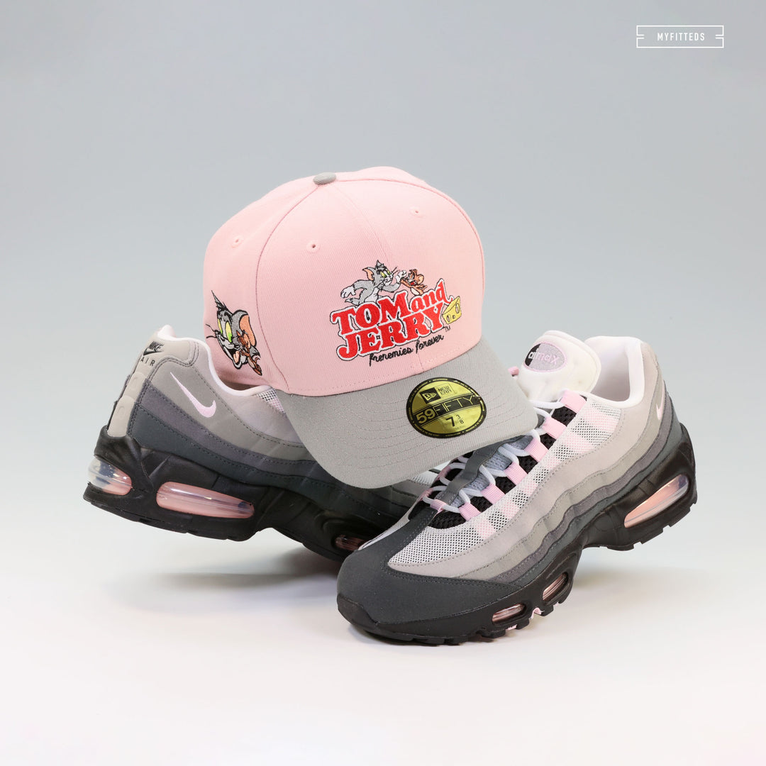 TOM AND JERRY™ 85TH ANNIVERSARY FRENEMIES FOREVER PALE PINK NEW