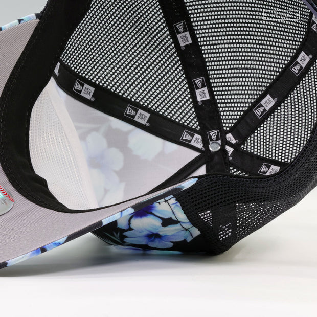 NEW YORK YANKEES ICY FLORAL TRUCKER MESH GOLFER NEW ERA SNAPBACK HAT