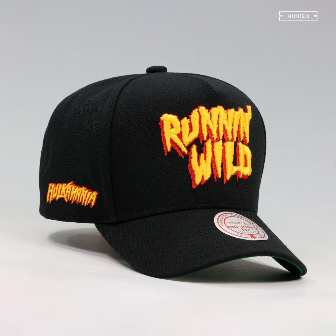 WWE HULKAMANIA RUNNIN' WILD PRO PINCH STRUCTURED MITCHELL & NESS