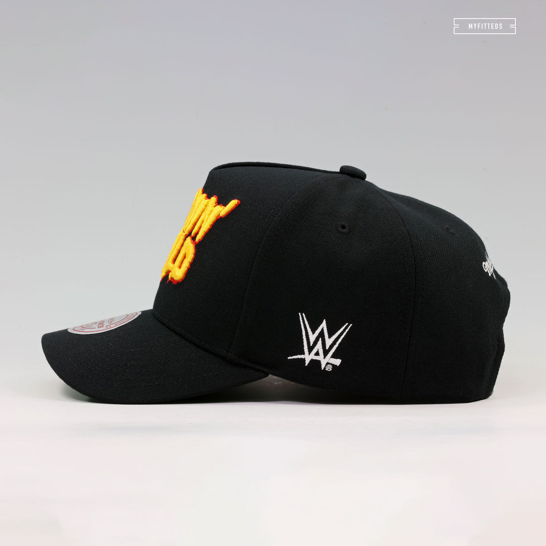 WWE HULKAMANIA RUNNIN' WILD PRO PINCH STRUCTURED MITCHELL & NESS