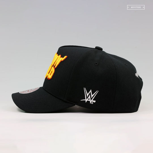 WWE HULKAMANIA RUNNIN' WILD PRO PINCH STRUCTURED MITCHELL & NESS