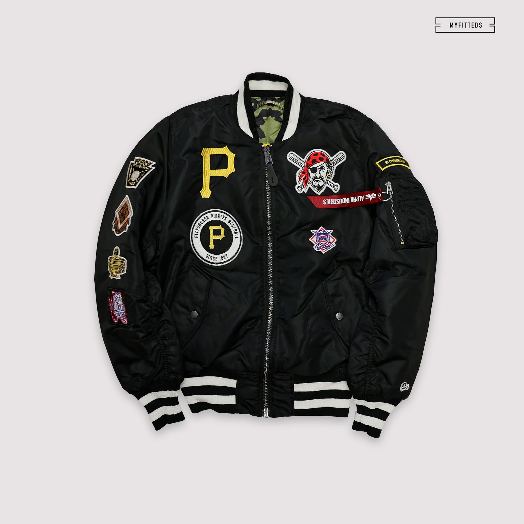 MLB 中綿ジャケット キルティング 刺繍 PIRATES 黒 黄 XL 34_f09deaff-9653-424a-a529-